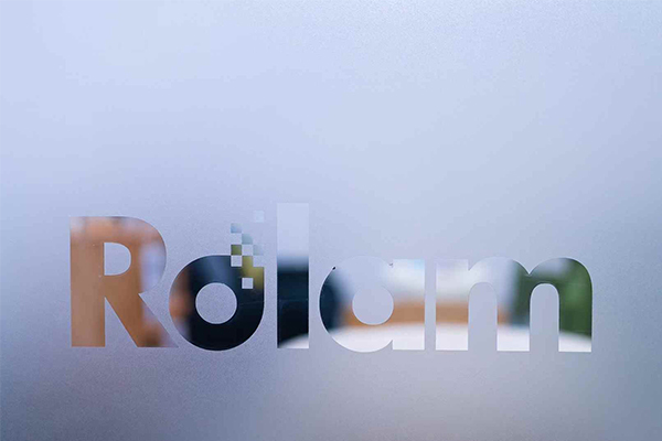 包裝紙市場為何如此火爆？新羅蘭糊盒機來解惑