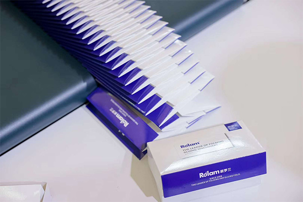 科技賦能食品環(huán)保紙盒包裝-糊盒機